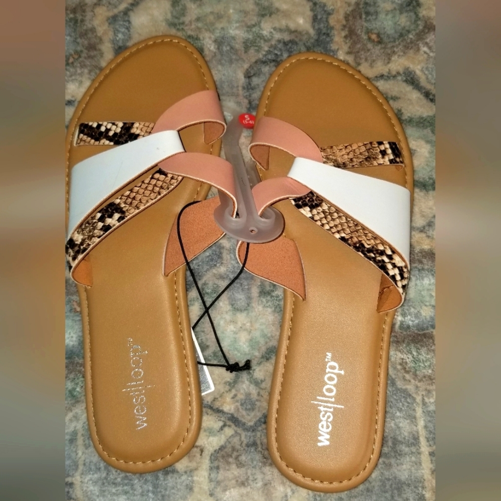 NWT duo colored slip on
